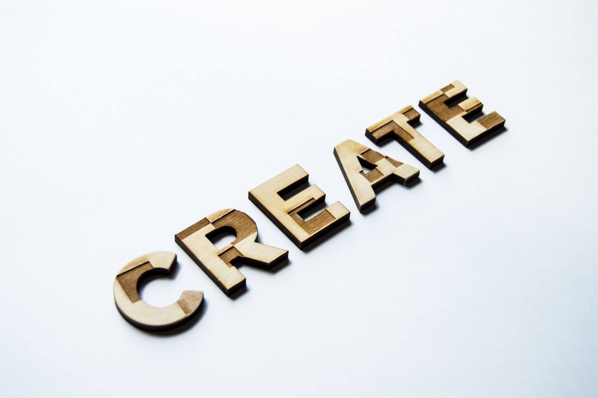 Hoe maak ik een website? Middels sitebuilder, template of maatwerk