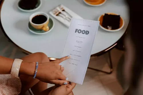 Uitgeprinte pdf van een menukaart